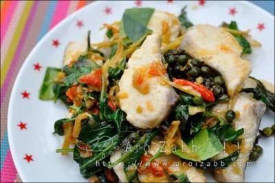 สูตรผัดฉ่าปลาอินทรี วิธีทำอาหารง่ายๆ กินเอง