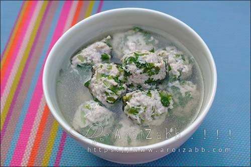 วิธีทำต้มจืดหมูสับใส่ผักชี สูตรอาหารทำง่าย ทำกินเองได้