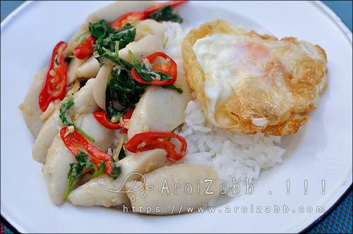 เมนูผัดกะเพราลูกชิ้นปลา ทำง่ายๆ กินอร่อยๆ