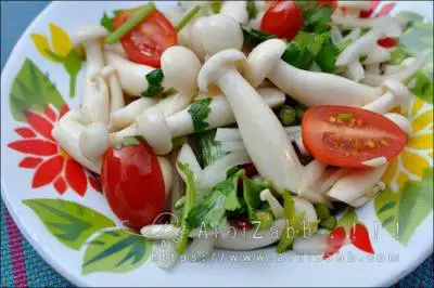 ยำเห็ดชิเมจิ วิธีทำเมนูอาหารง่ายๆ กินเอง