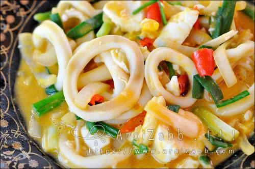 ปลาหมึกผัดไข่เค็ม จานนี้ พร้อมขึ้นโต๊ะแล้วล่ะ