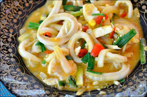 หมึกผัดไข่เค็ม เมนูอาหารทำง่ายๆ อร่อยๆ
