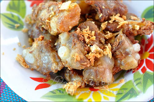 กระดูกหมูผัดกระเทียม ทำง่าย อร่อยจริง