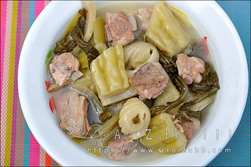 ต้มมะระผักกาดดองใส่กระดูกหมู ครบรส ความหวาน ความเปรี้ยว และตัดด้วยขมอ่อนๆ
