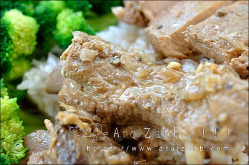 ซี่โครงหมูอบ แบบใกล้ๆ เห็นน้ำหมูอบ แล้วหิวใช่ไหม